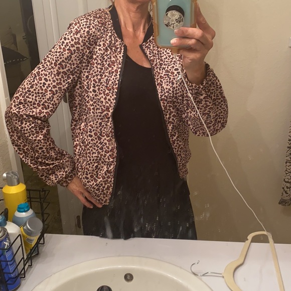 Bomber jacket - Picture 10 of 12